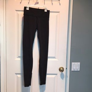 Lululemon black leggings